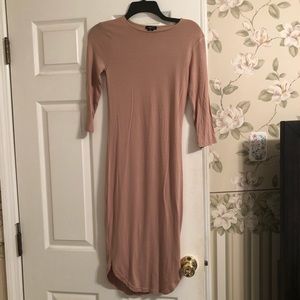 Long quarter sleeve nude dress
